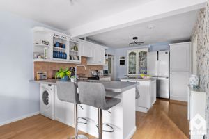 Photo 16- click for photo gallery